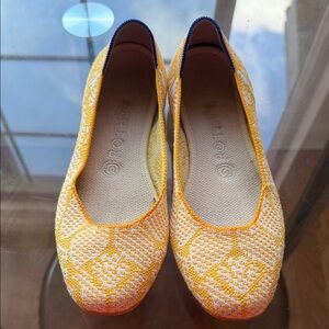 Rothy's Flat, Yellow Paisley Pattern